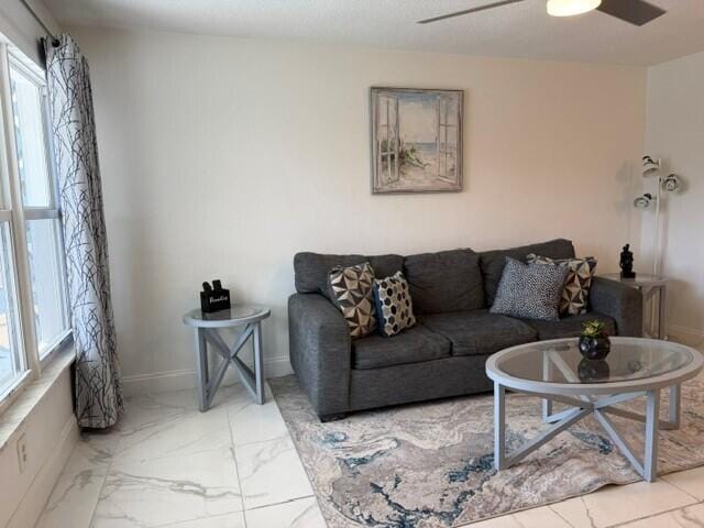 1110 N Riverside Drive 25 — photo 7