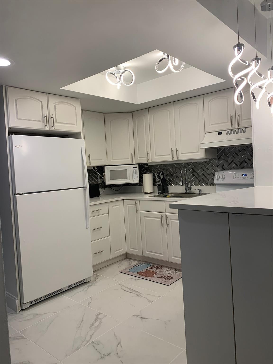 1110 N Riverside Drive 25, Pompano Beach, FL 33062, Pompano Beach