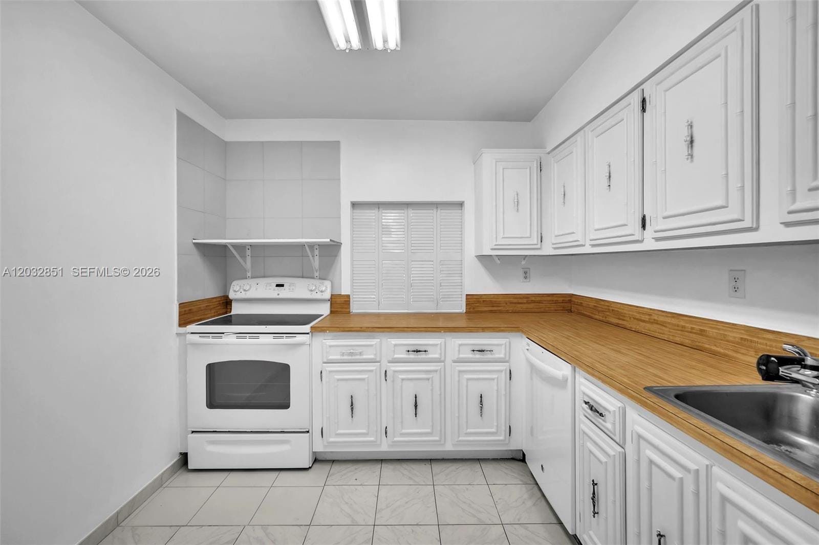 1000 Parkview Drive 229, Hallandale Beach, FL 33009 photo 11