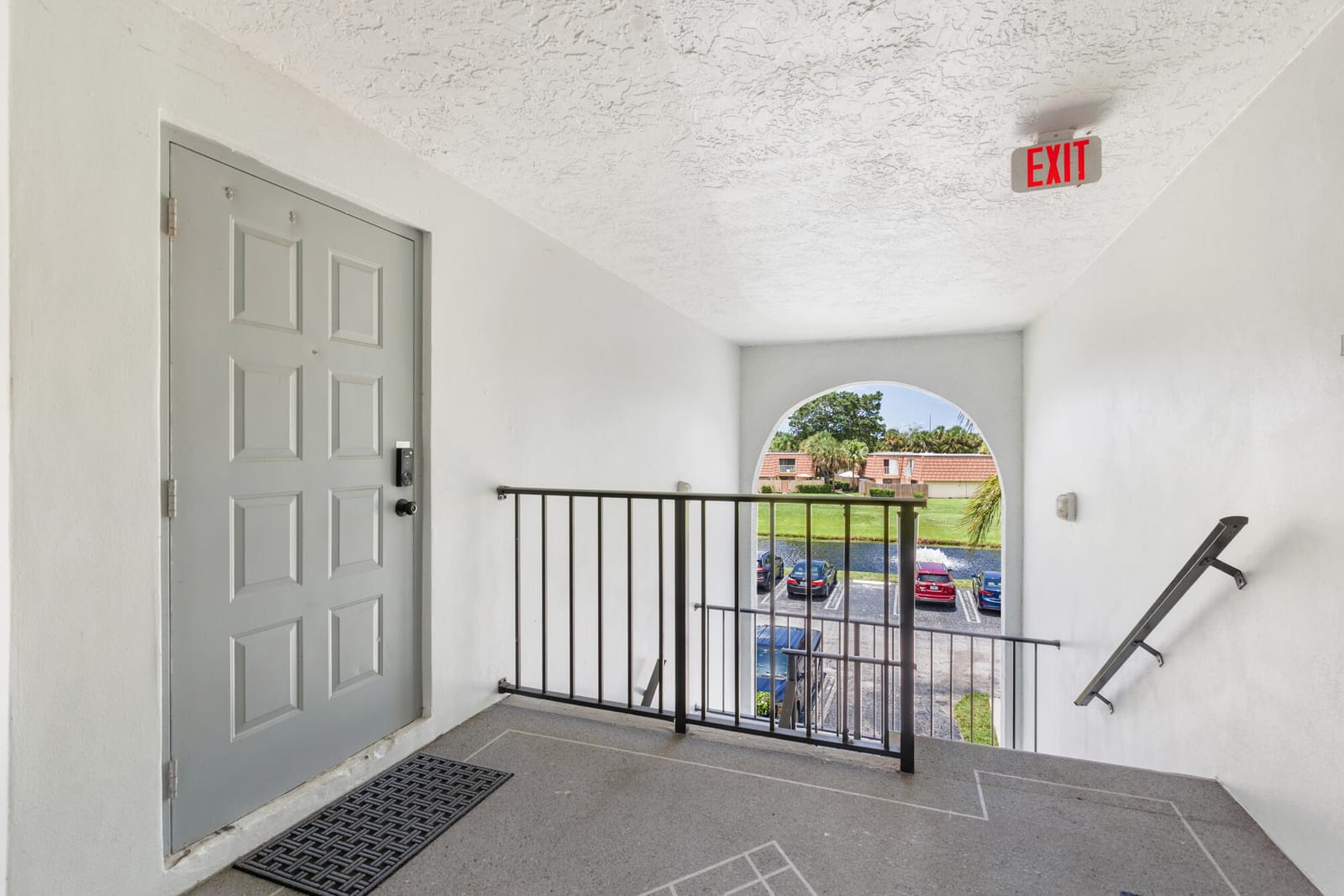 1008 Green Pine Boulevard H3, West Palm Beach, FL 33409 photo 16