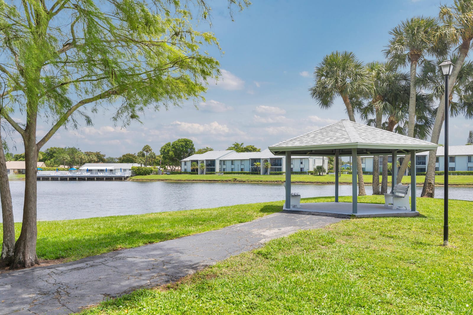 1008 Green Pine Boulevard H3, West Palm Beach, FL 33409 photo 19