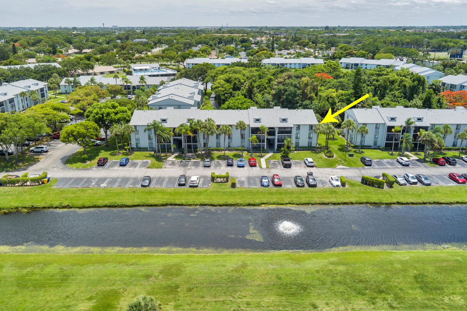 1008 Green Pine Boulevard H3, West Palm Beach, FL 33409 photo 25