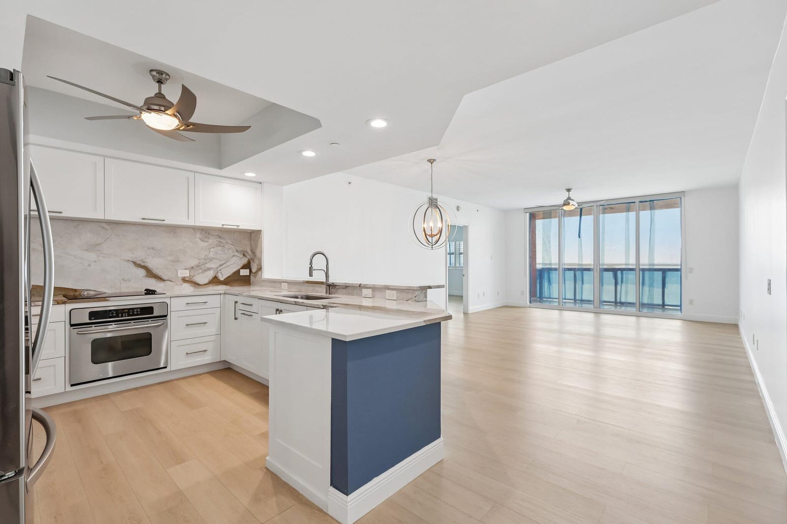 2650 Lake Shore Drive 1202 — photo 2