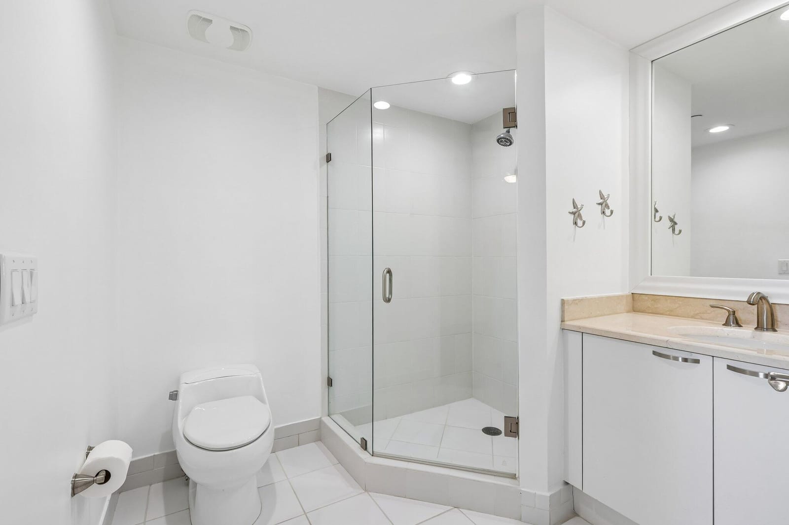 2650 Lake Shore Drive 1202, Riviera Beach, FL 33404 photo 14