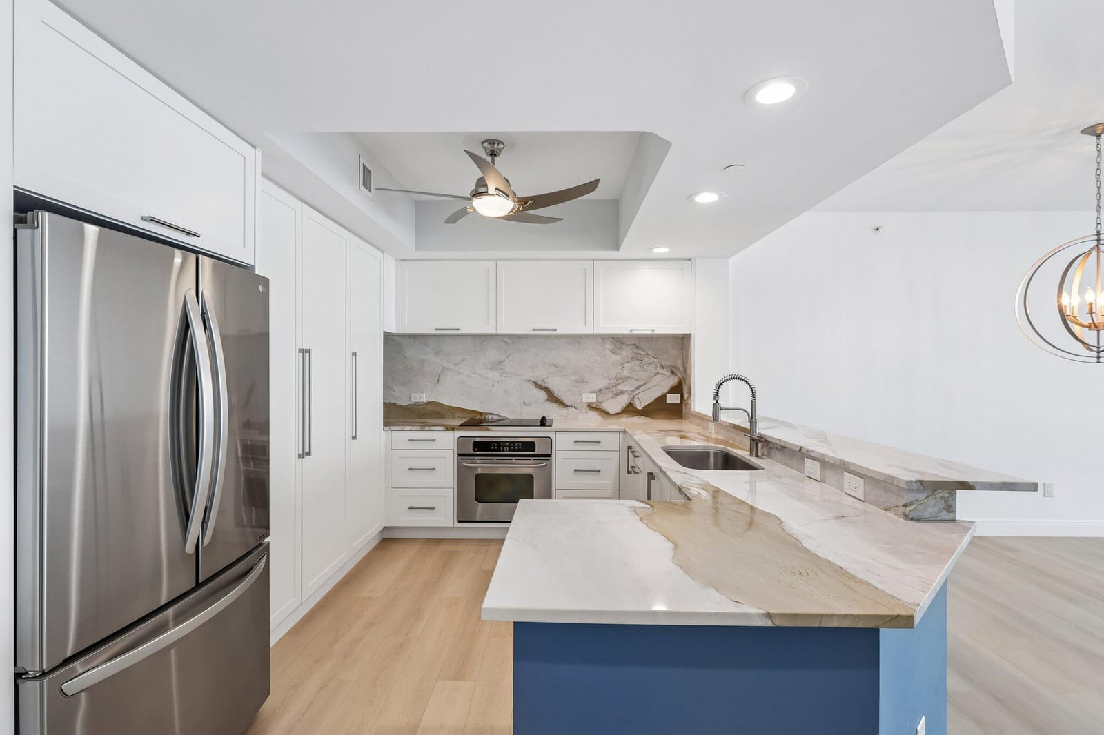 2650 Lake Shore Drive 1202 — photo 6