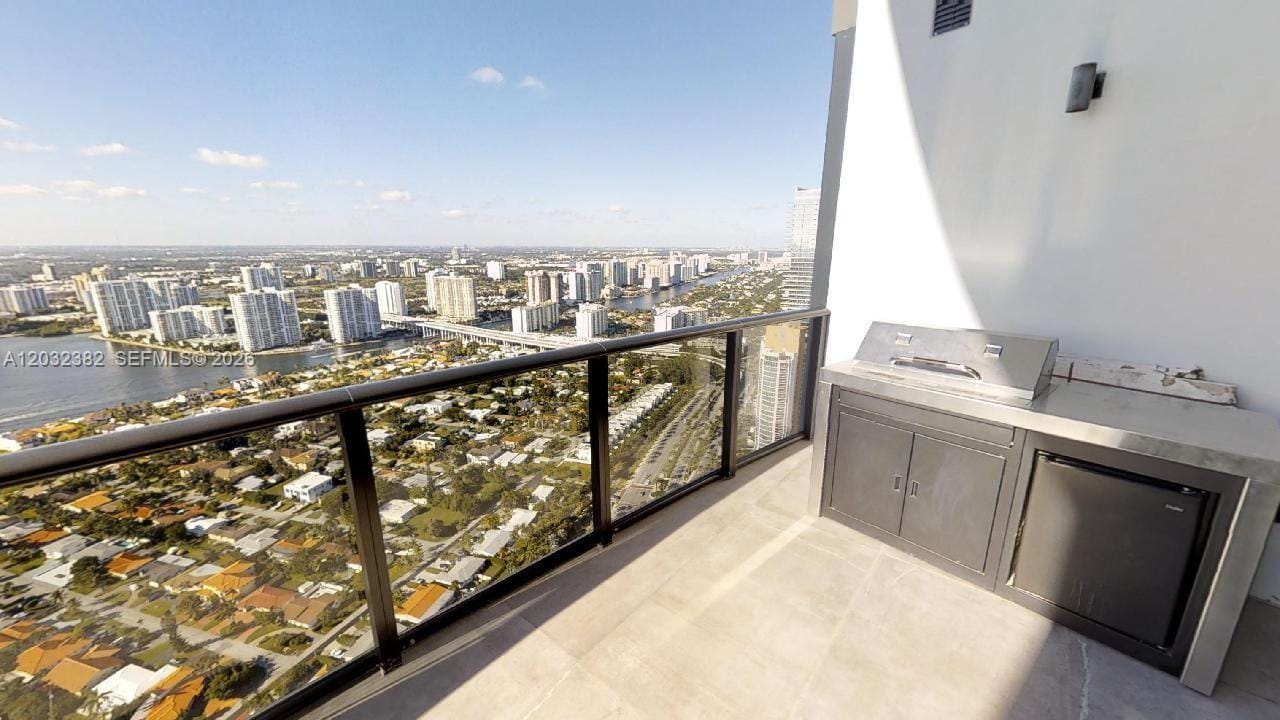 18555 Collins Avenue 4804, Sunny Isles Beach, FL 33160 photo 27
