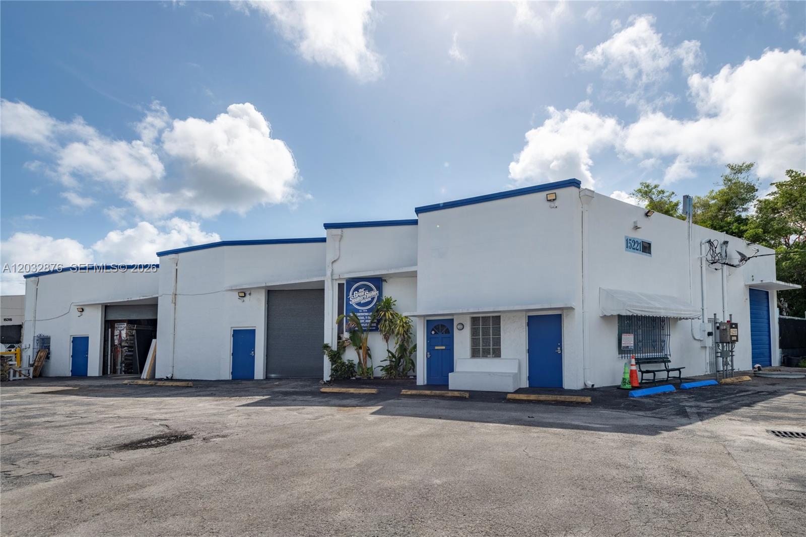 15221 NE 21st Avenue, North Miami Beach, FL 33162, North Miami Beach