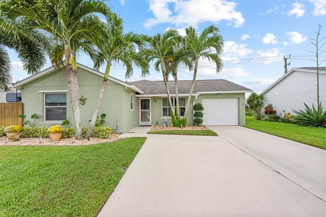 128 Banyan Circle, Jupiter, FL 33458