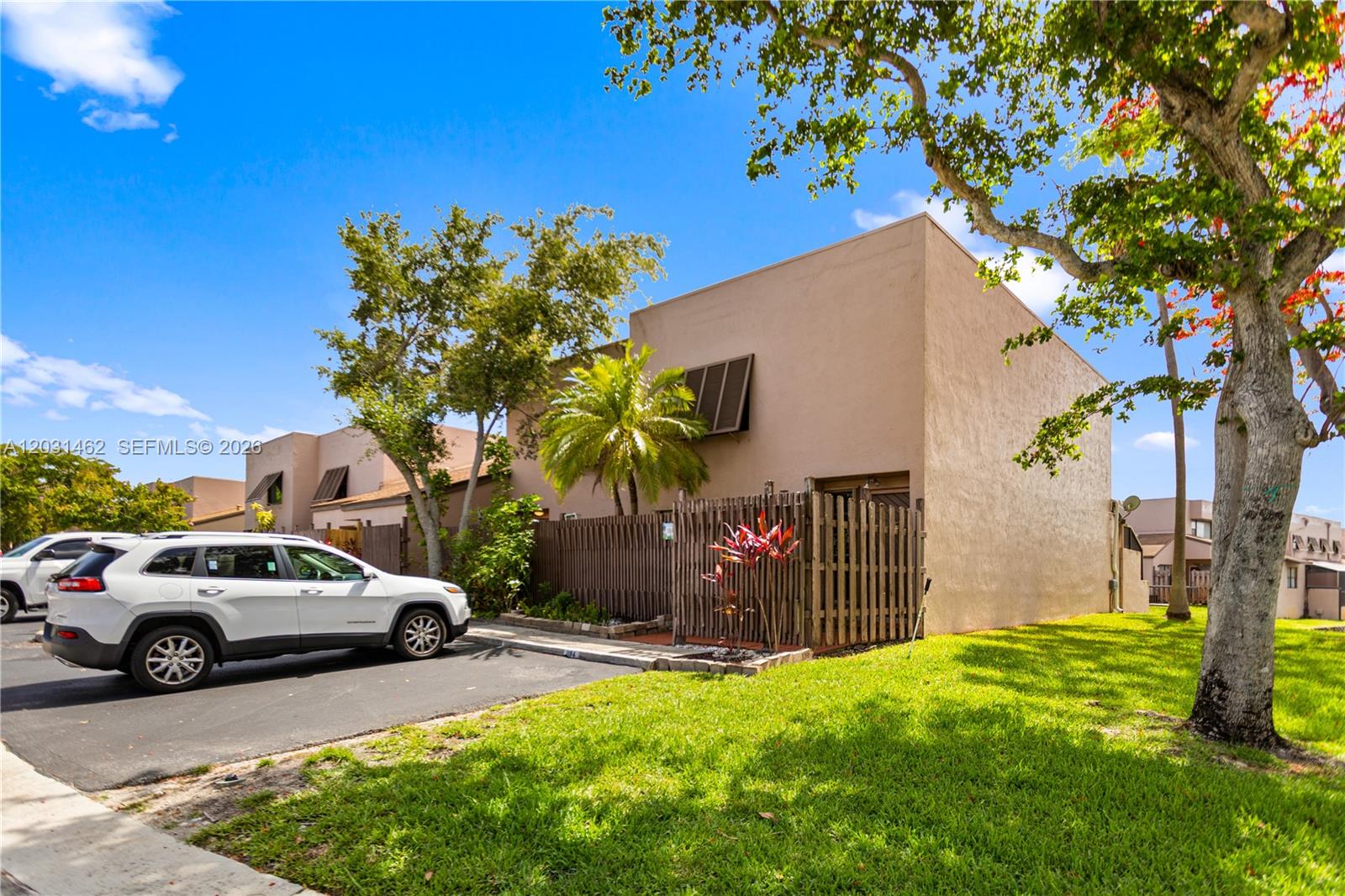 1184 NW 122nd Terrace, Pembroke Pines, FL 33026, Pembroke Pines