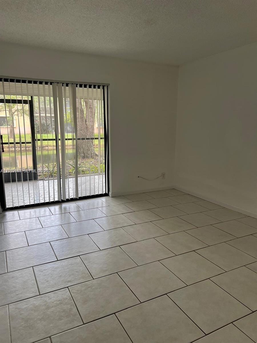 183 Lakeview Drive 103 — photo 10