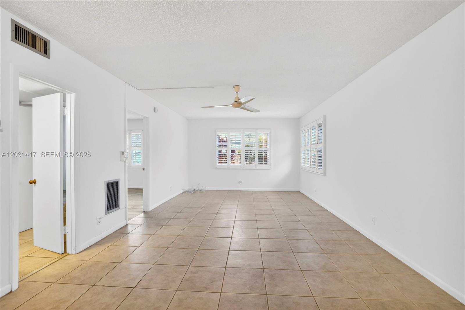 649 W Oakland Park Boulevard 105A — photo 12