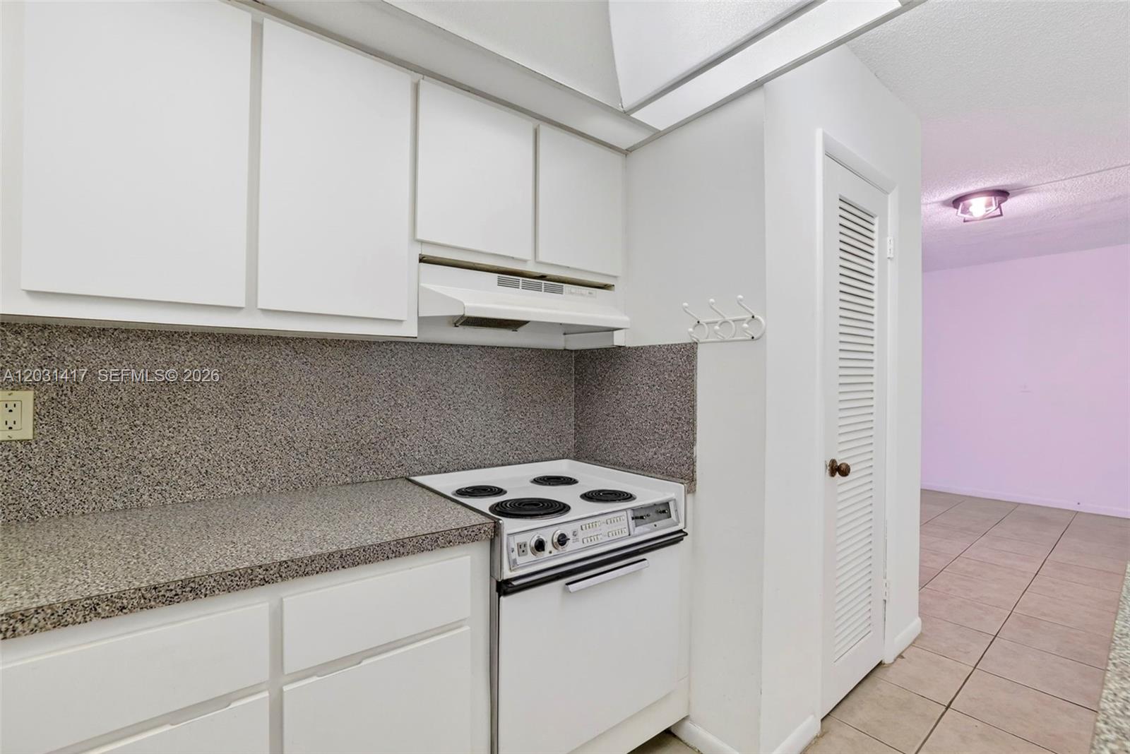 649 W Oakland Park Boulevard 105A, Oakland Park, FL 33311 photo 27