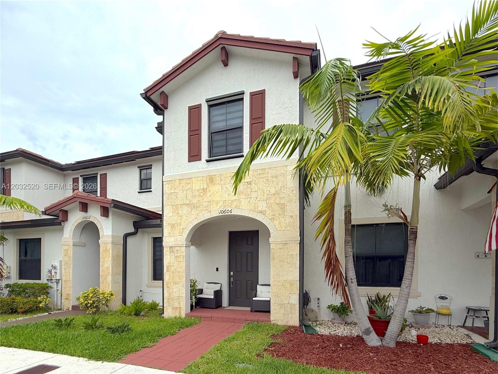 10606 W 32nd Lane, Hialeah, FL 33018 photo 2