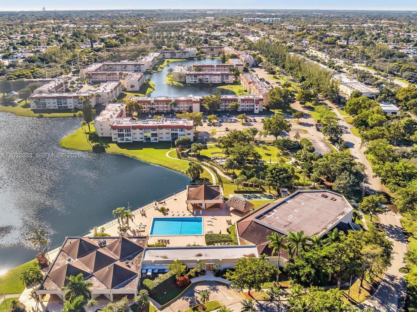 9041 Sunrise Lakes Boulevard 106, Sunrise, FL 33322, Sunrise