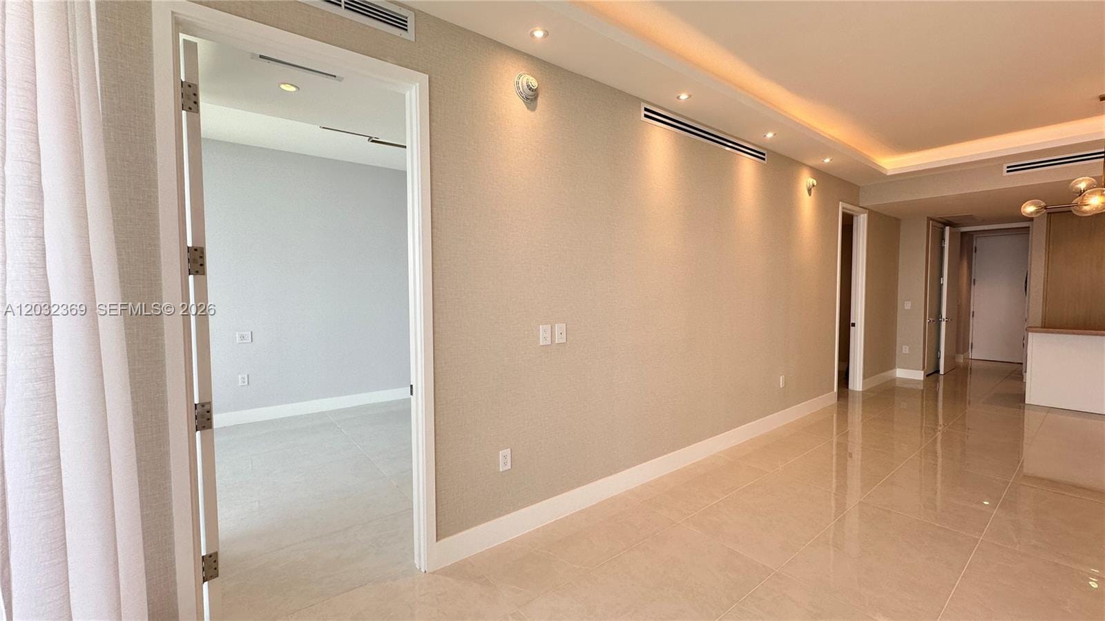 15701 Collins Avenue 3804 — photo 7