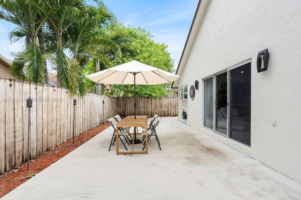 19080 NW 77th Court, Hialeah, FL 33015 photo 27