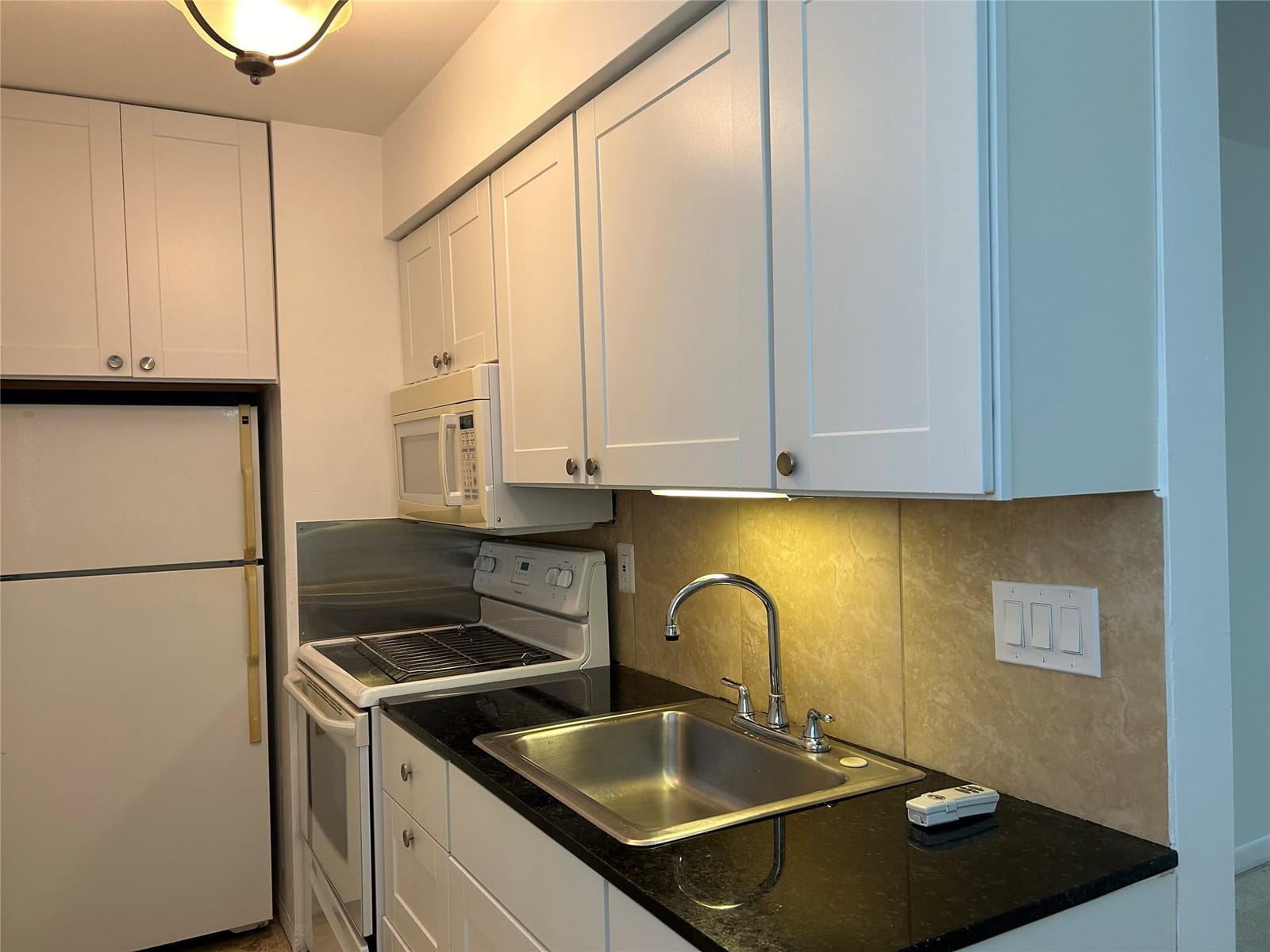 1704 NE 9th Street, Fort Lauderdale, FL 33304 photo 6