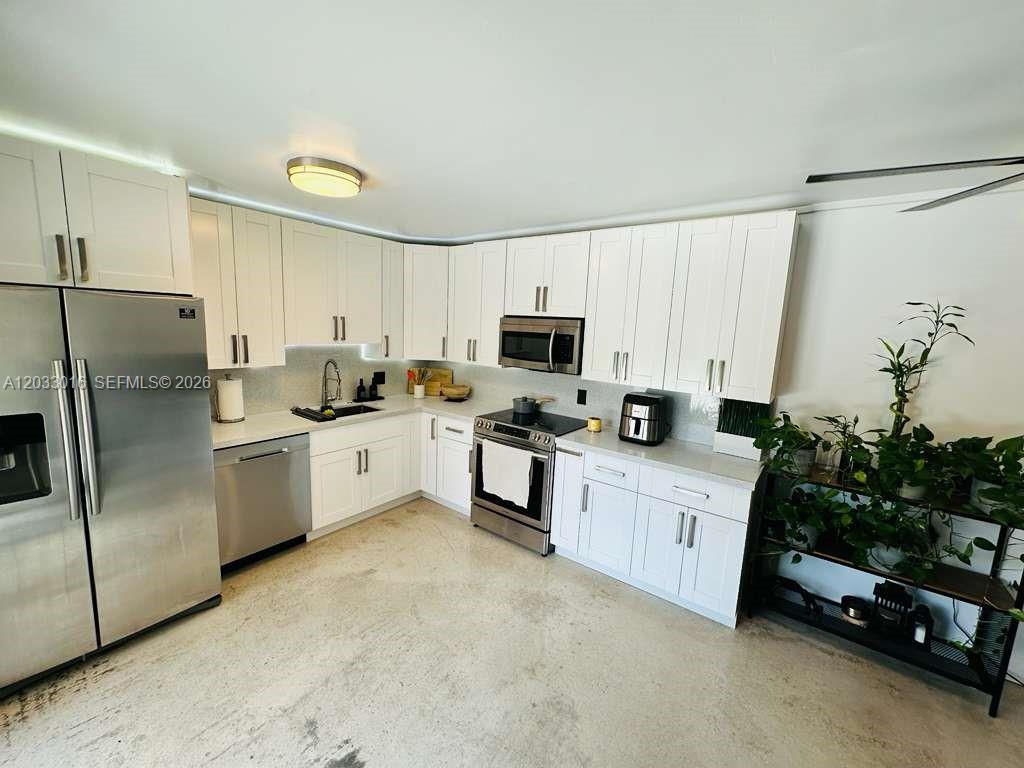 2601 Garden Court, Cooper City, FL 33026, Cooper City