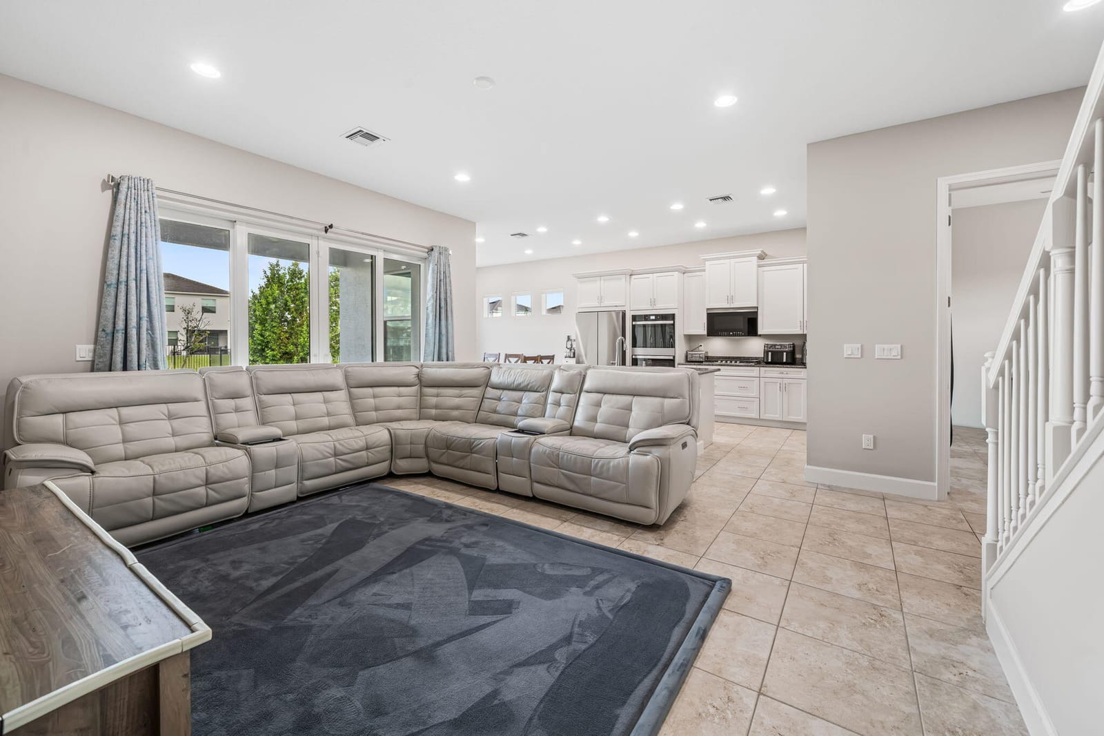 5455 Empire Drive — photo 11