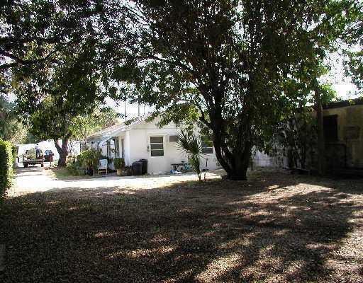 115 E Lantana Road, Lantana, FL 33462