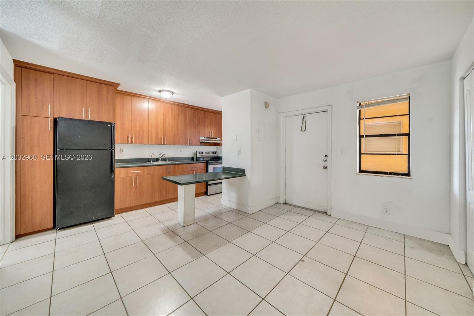 4081 N Dixie Highway 27 — photo 3