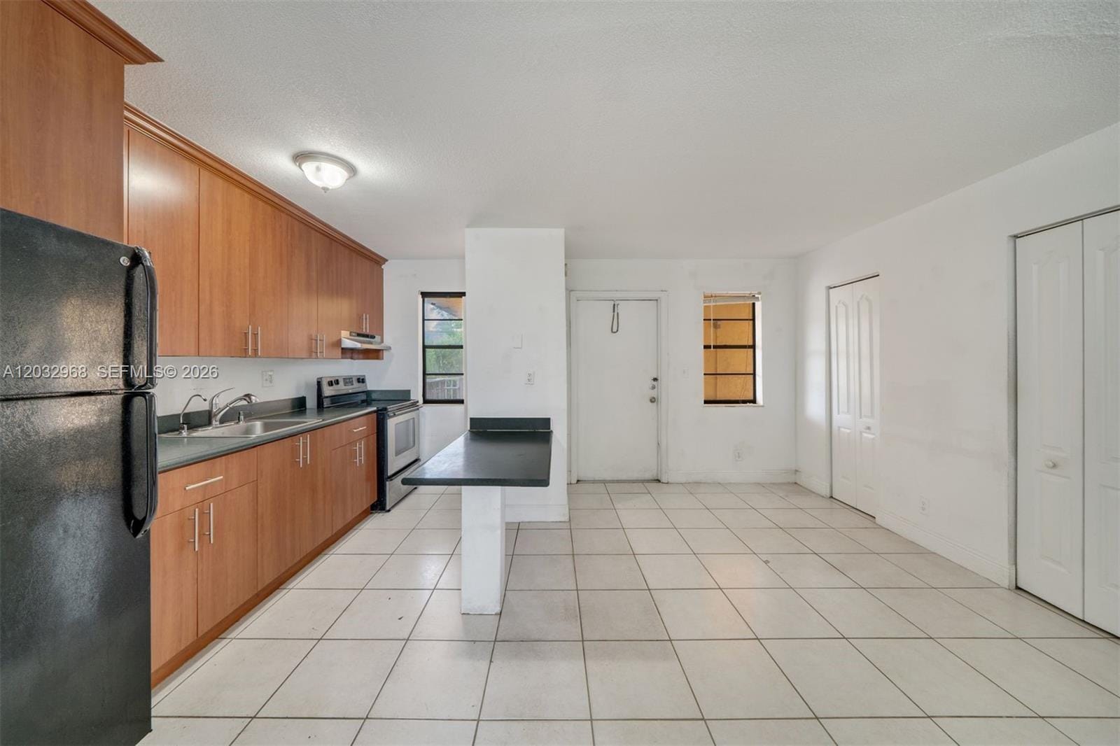 4081 N Dixie Highway 27 — photo 4