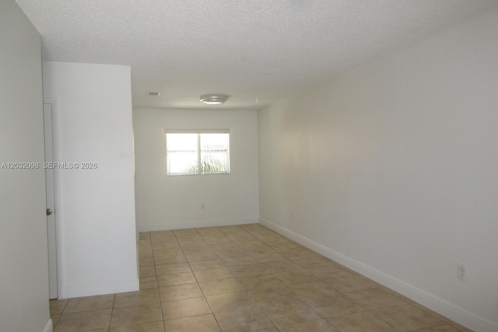 5461 W 24th Avenue 67, Hialeah, FL 33016, Hialeah