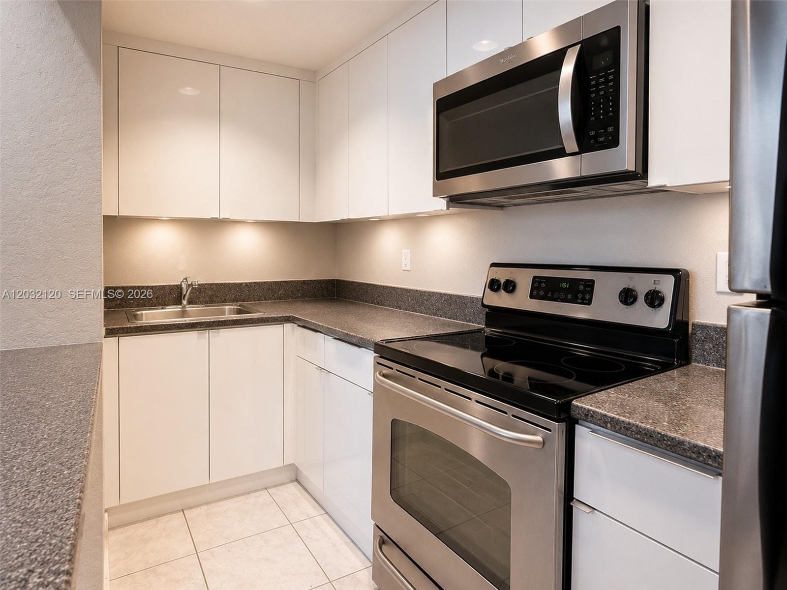 7326 Collins Avenue 203, Miami Beach, FL 33141 photo 10