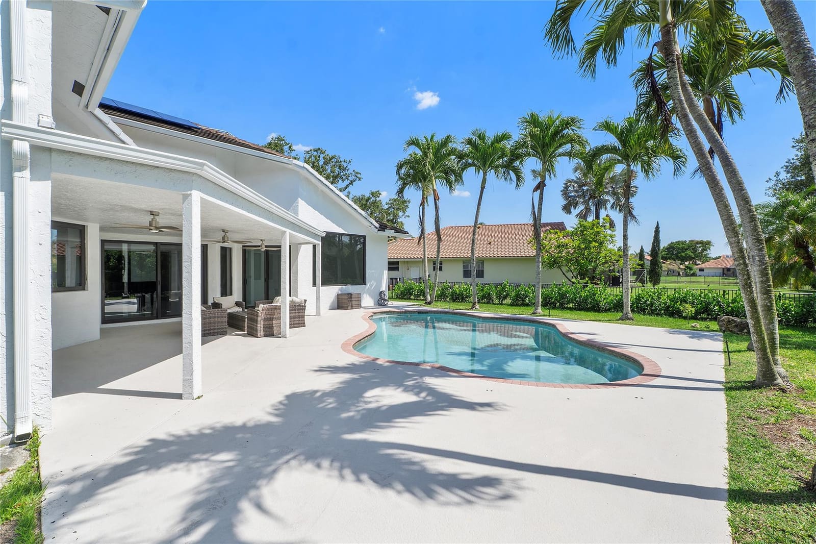 410 Sabal Way — photo 7