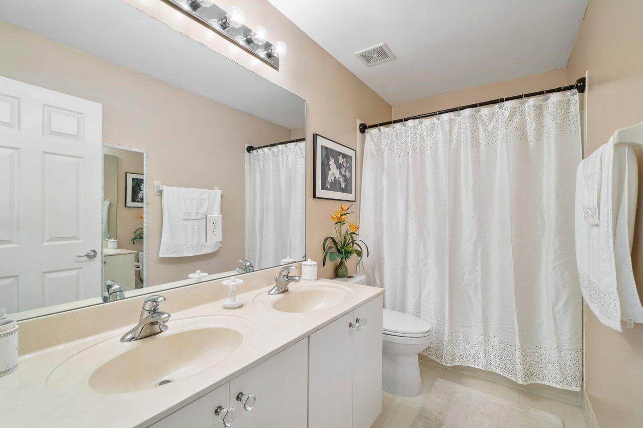 8696 Woodgrove Harbor Lane, Boynton Beach, FL 33473 photo 17