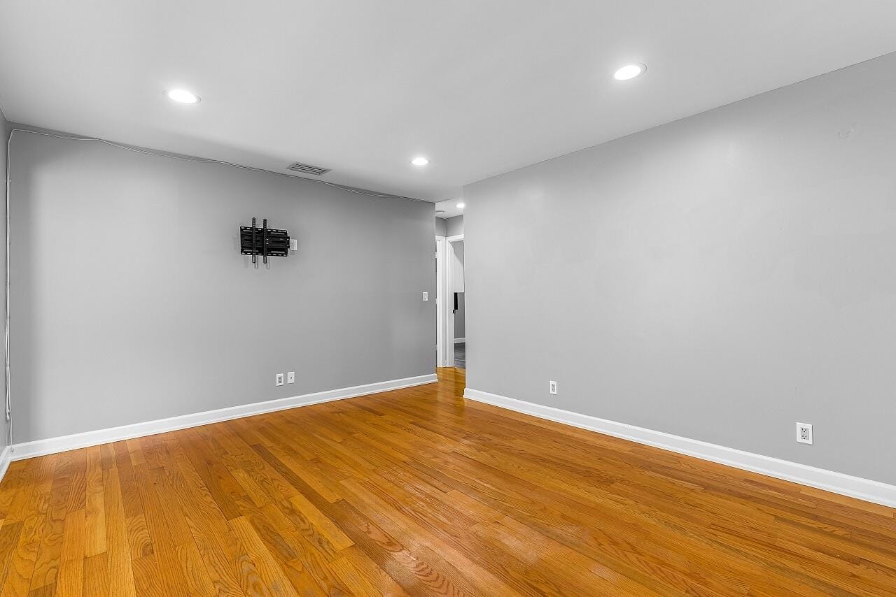 926 37th Avenue — photo 3