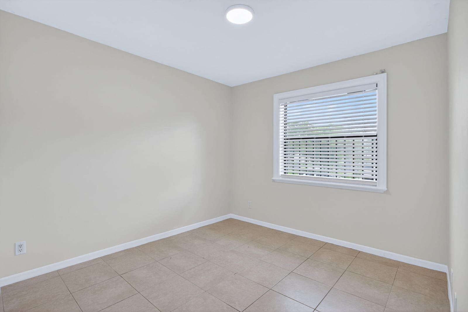 4251 Carambola Circle S — photo 9