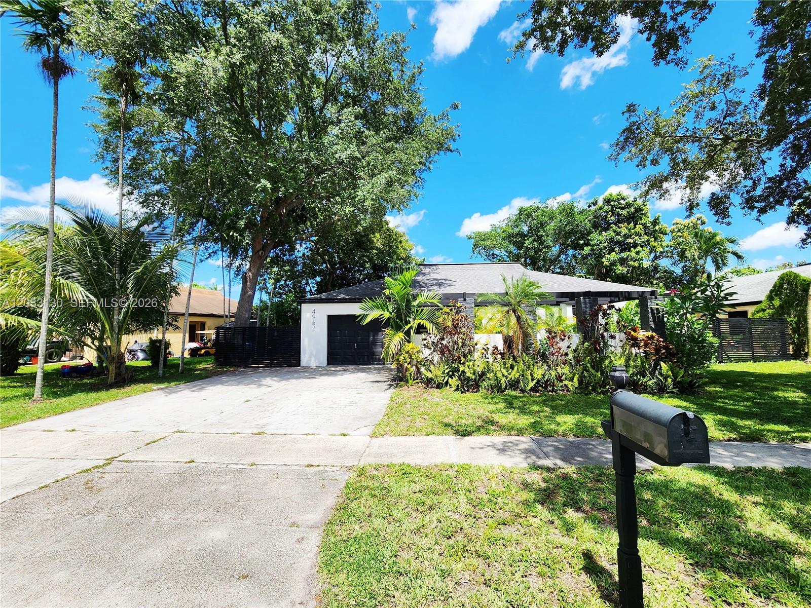 4962 SW 95th Avenue, Cooper City, FL 33328 photo 14