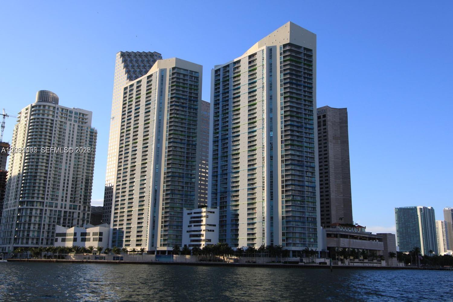 325 S Biscayne Boulevard 2824, Miami, FL 33131, Miami