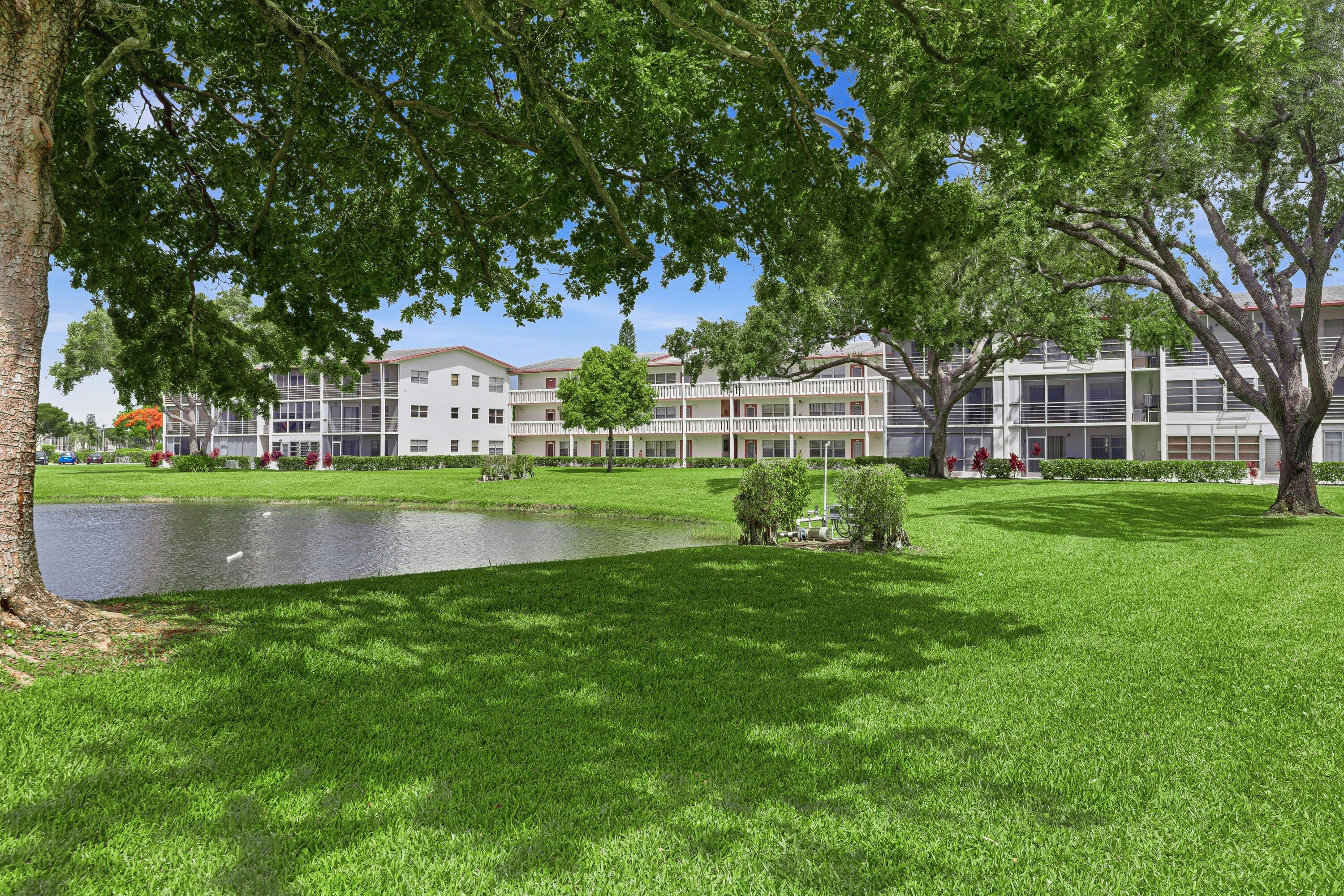 32 Fanshaw A 32, Boca Raton, FL 33434, Boca Raton