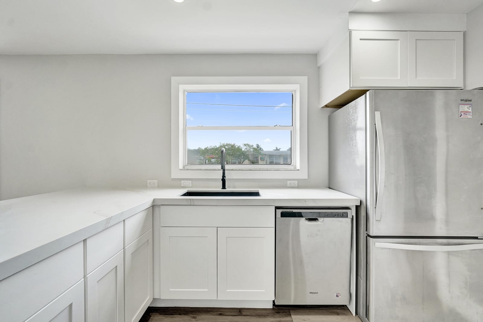5601 SW 36th Court — photo 12