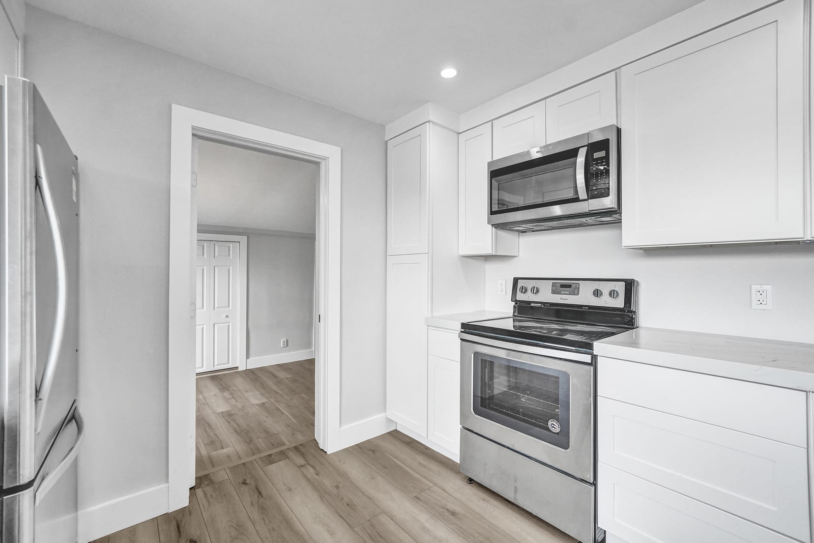 5601 SW 36th Court — photo 8