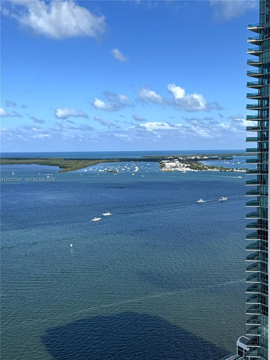 1200 Brickell Bay Drive 3903, Miami, FL 33131, Miami