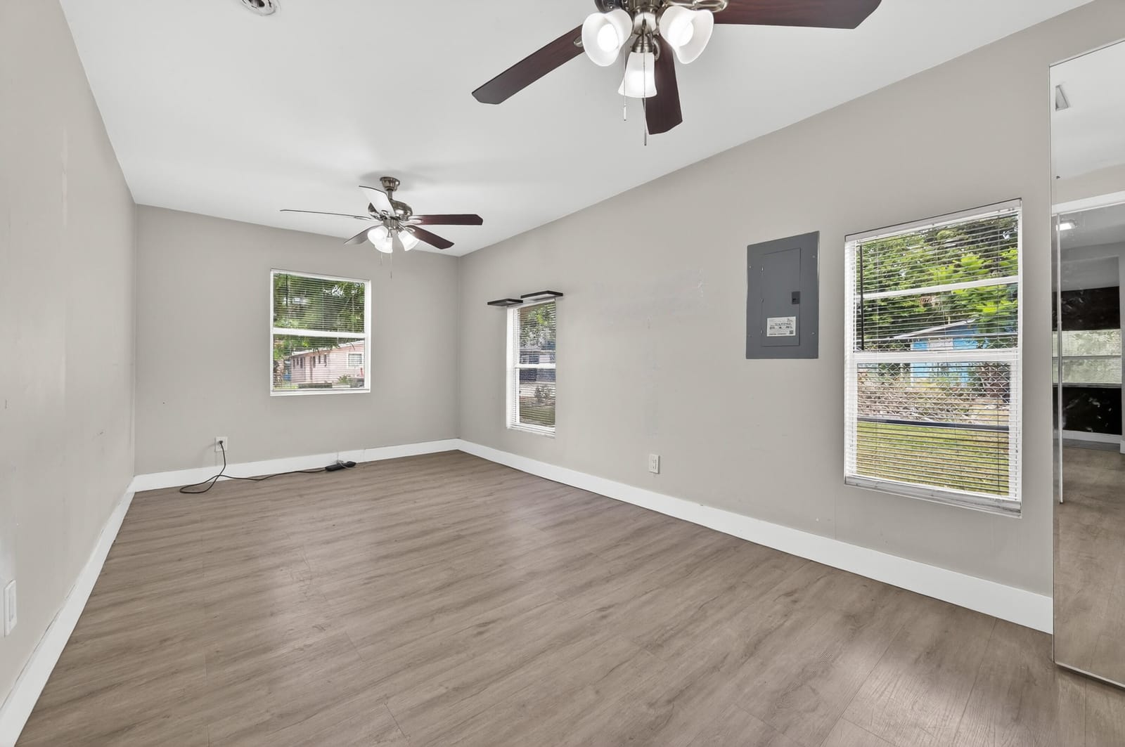 716 Citrus Avenue — photo 9