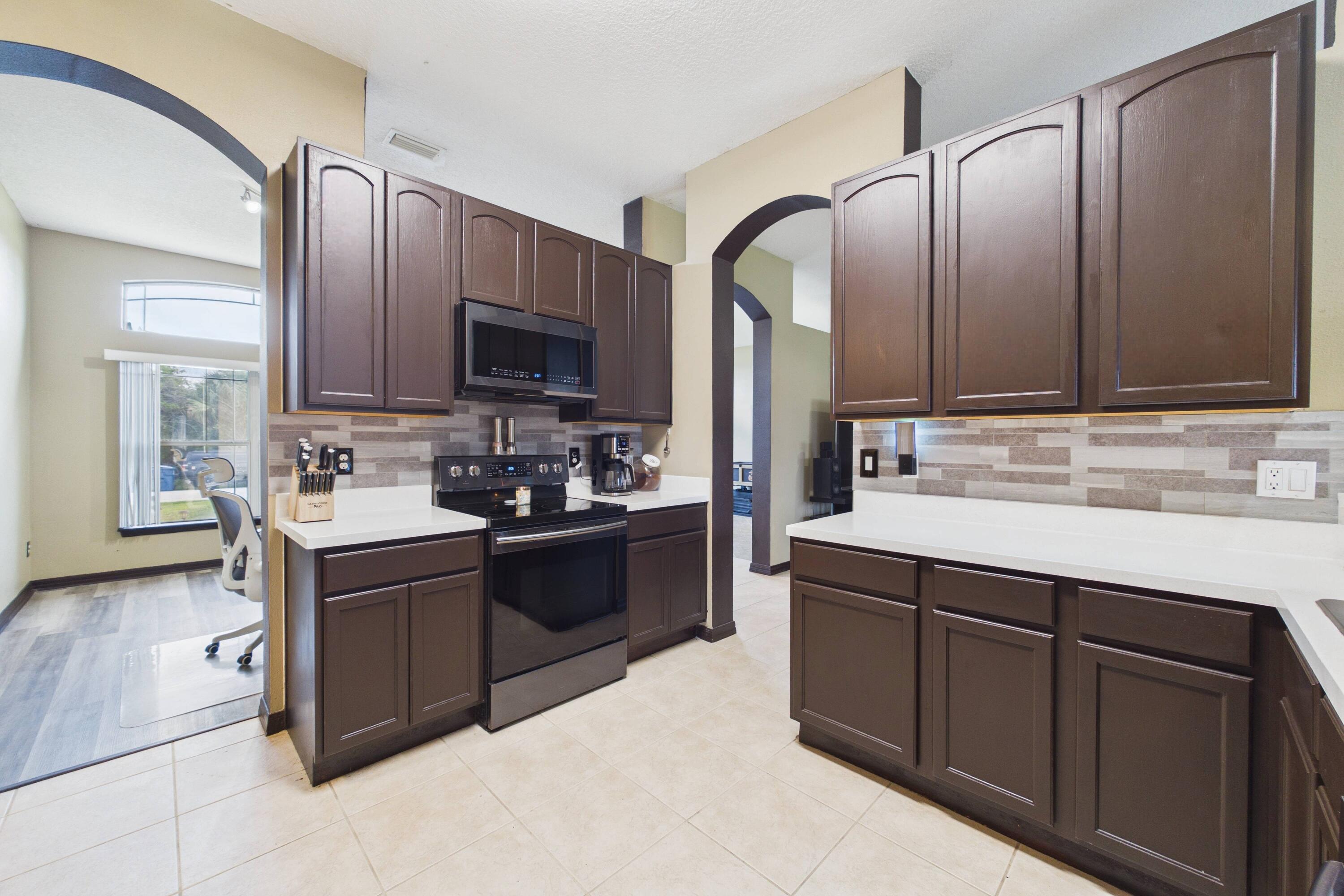 567 Mimosa Street SW, Palm Bay, FL 32908 photo 20