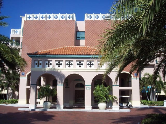 120 SE 5th Avenue 326, Mizner Court, Boca Raton, FL