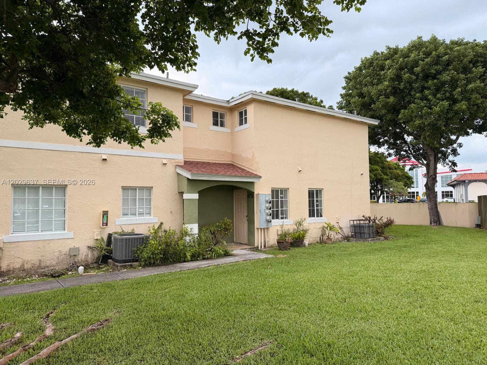 18774 SW 100th Avenue 18774 — photo 3