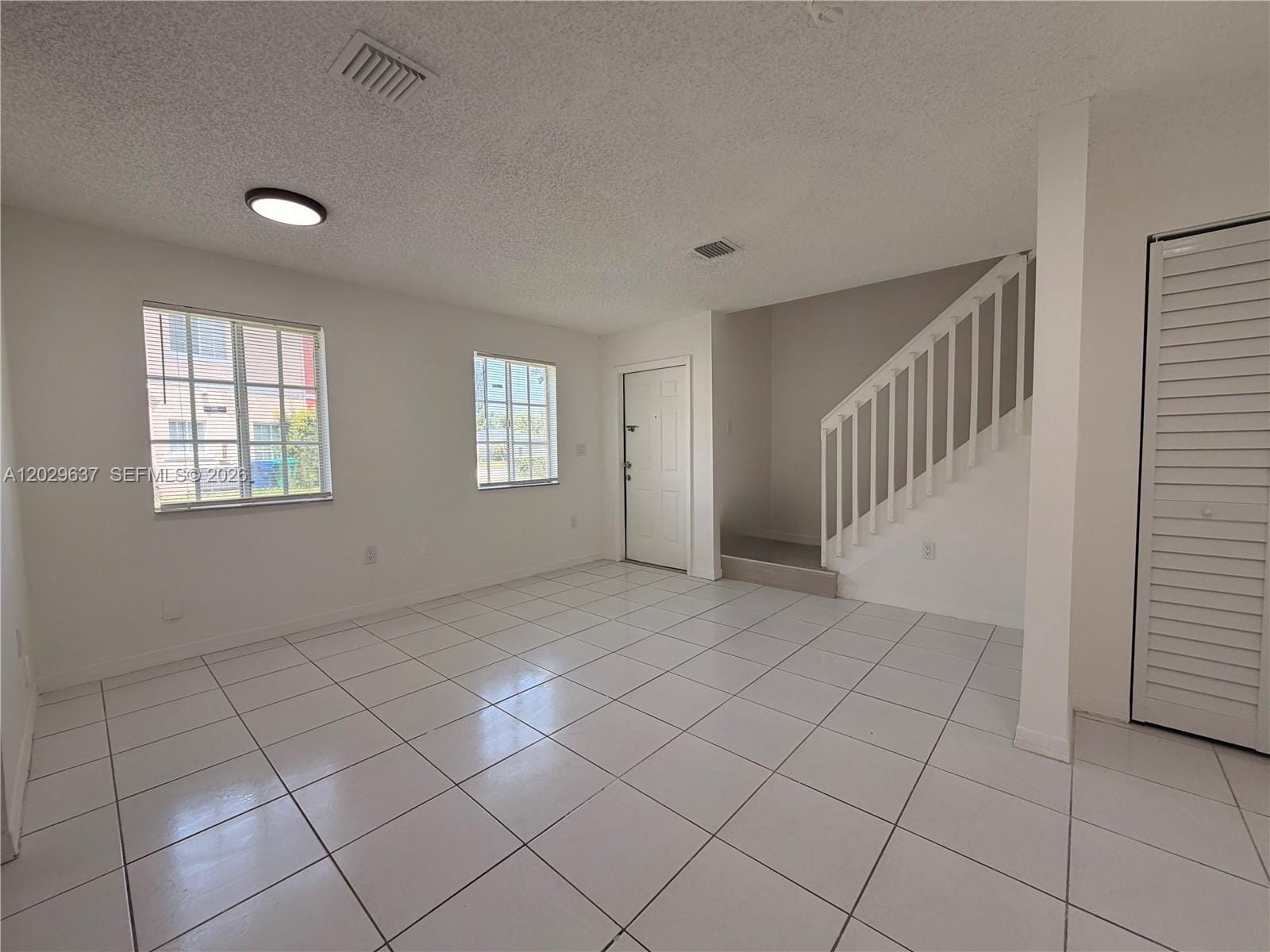 18774 SW 100th Avenue 18774 — photo 5