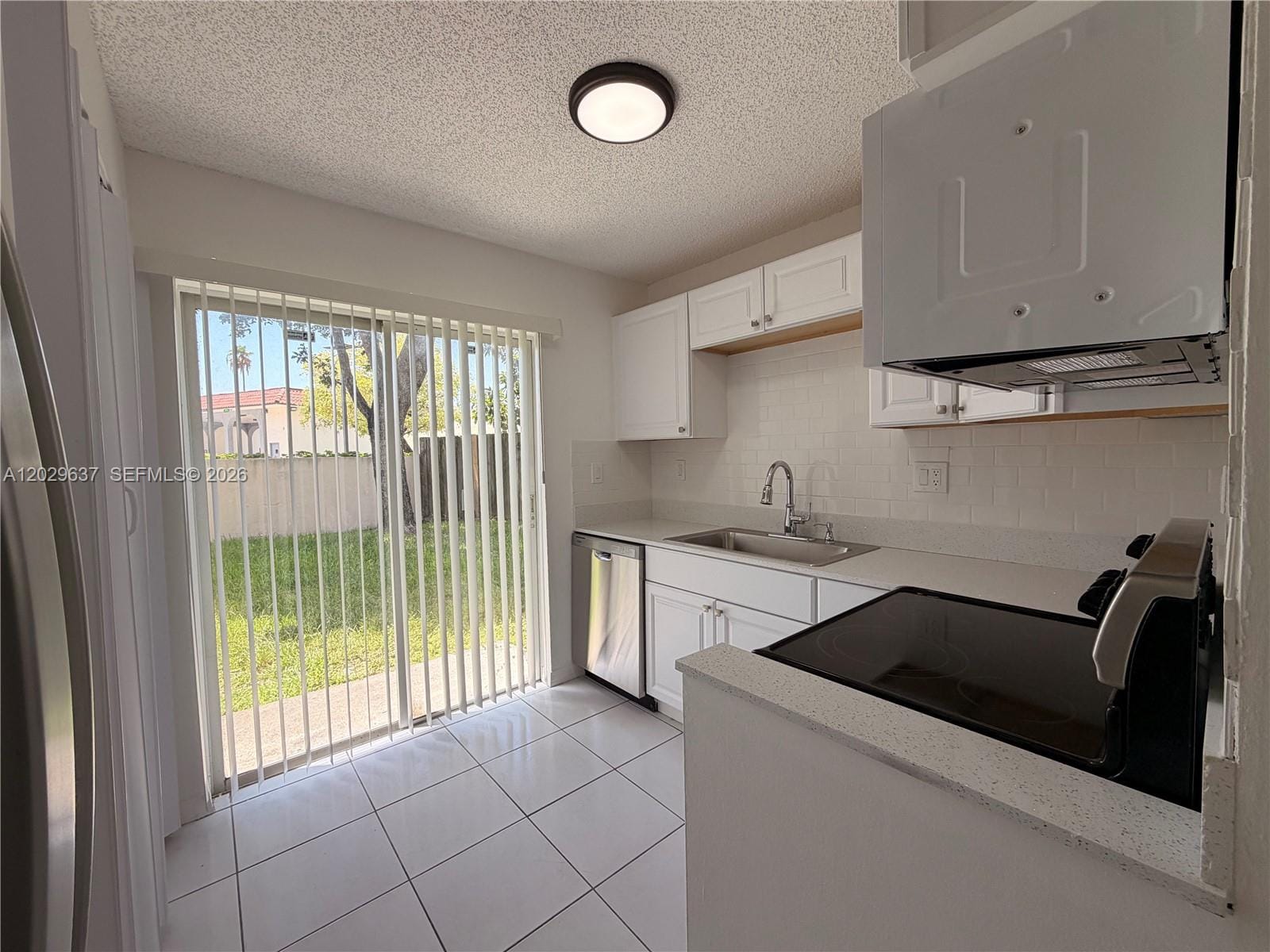 18774 SW 100th Avenue 18774 — photo 9