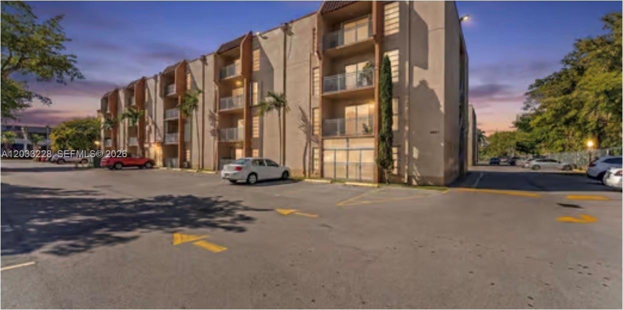 4841 NW 7th Street 3034, Miami, FL 33126, Miami