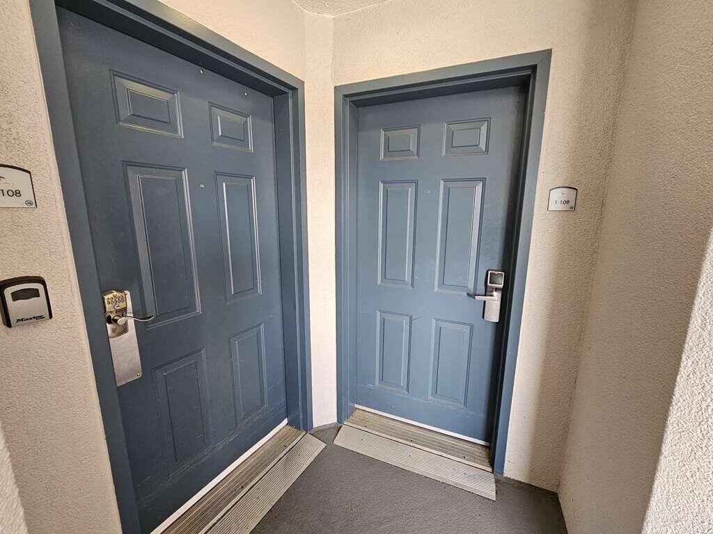 13415 Blue Heron Beach Drive 109, Orlando, FL 32821 photo 10