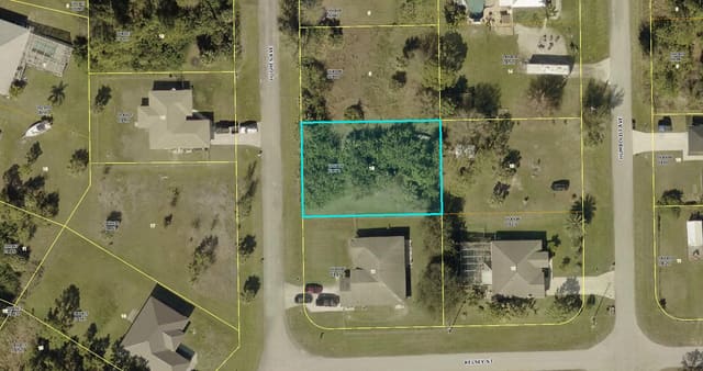 6138 Hughes Avenue, Fort Myers, FL 33905