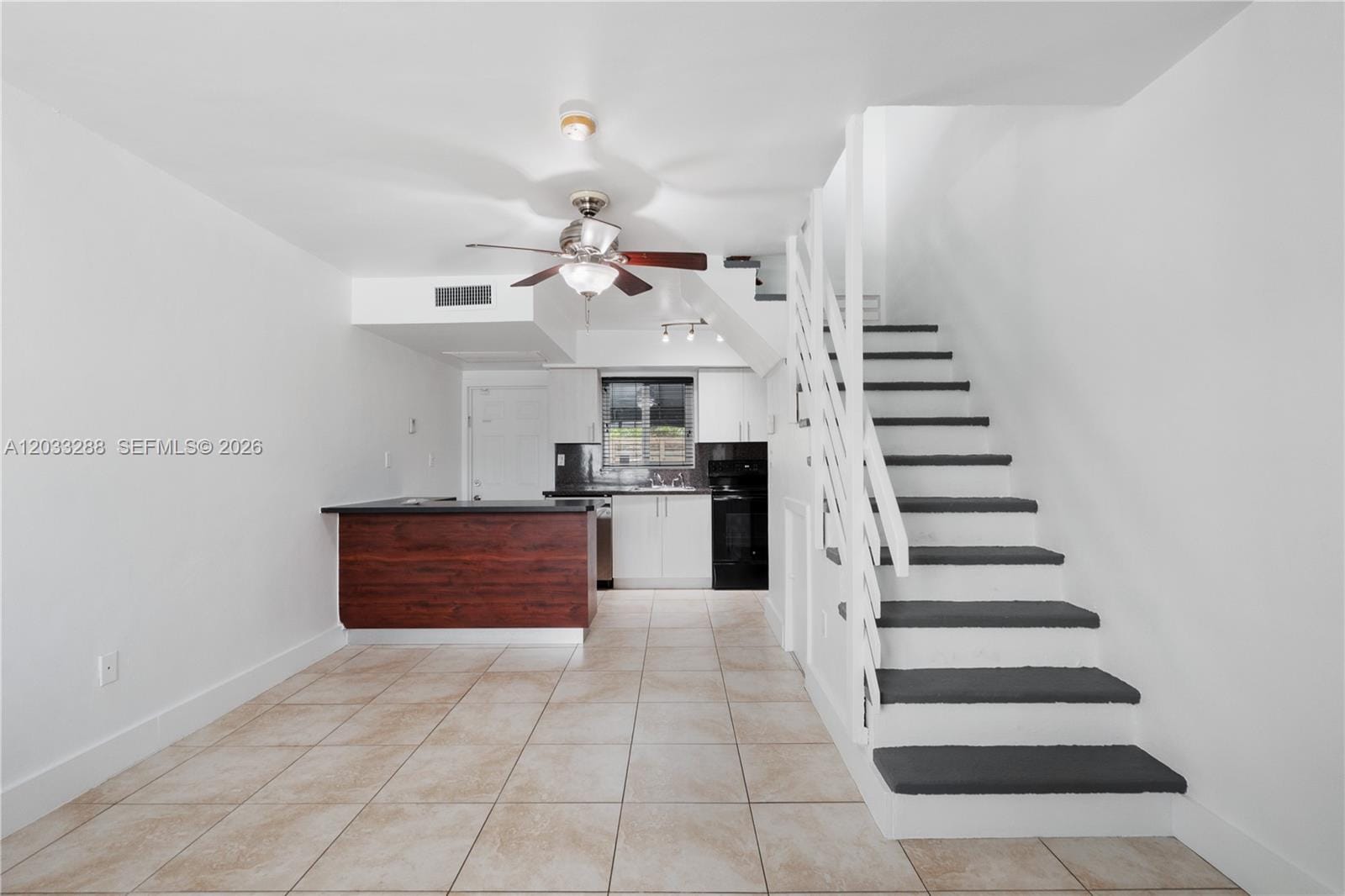932 SW 6th Street 5 — photo 3