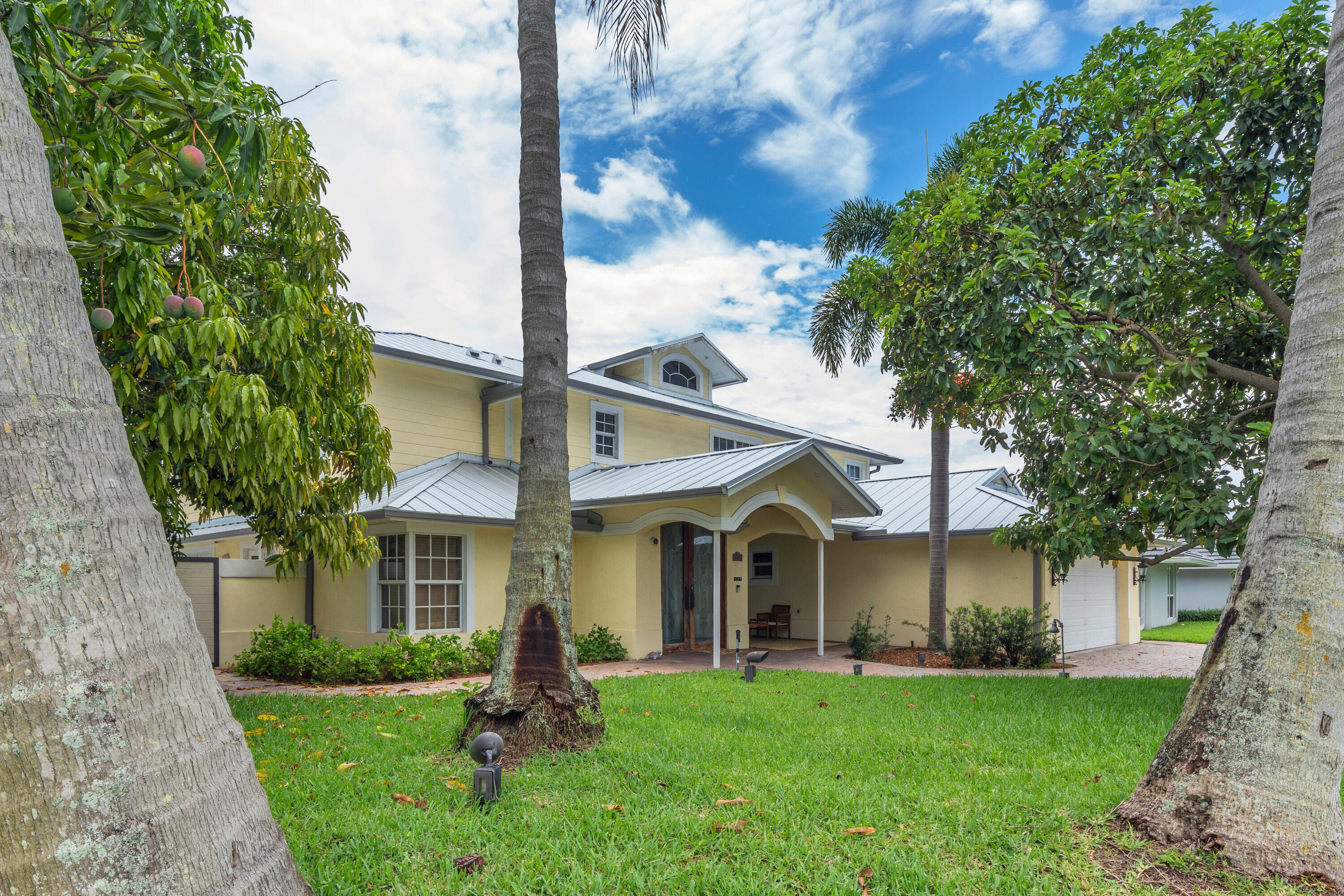 5844 Pinebrook Drive — photo 6