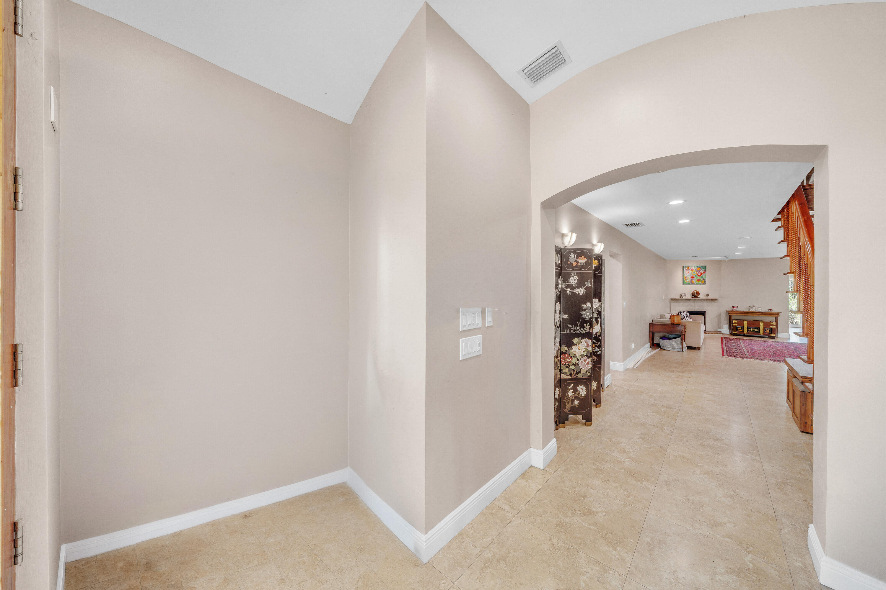 5844 Pinebrook Drive — photo 9